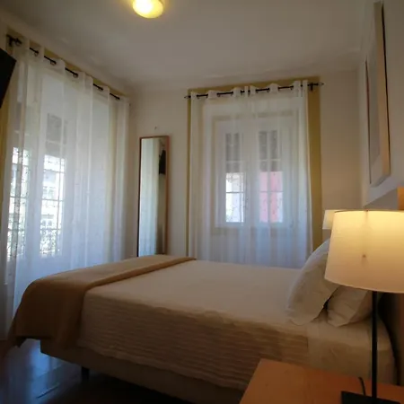 Milanesa Лісабон