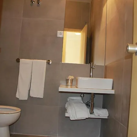 Milanesa Лісабон